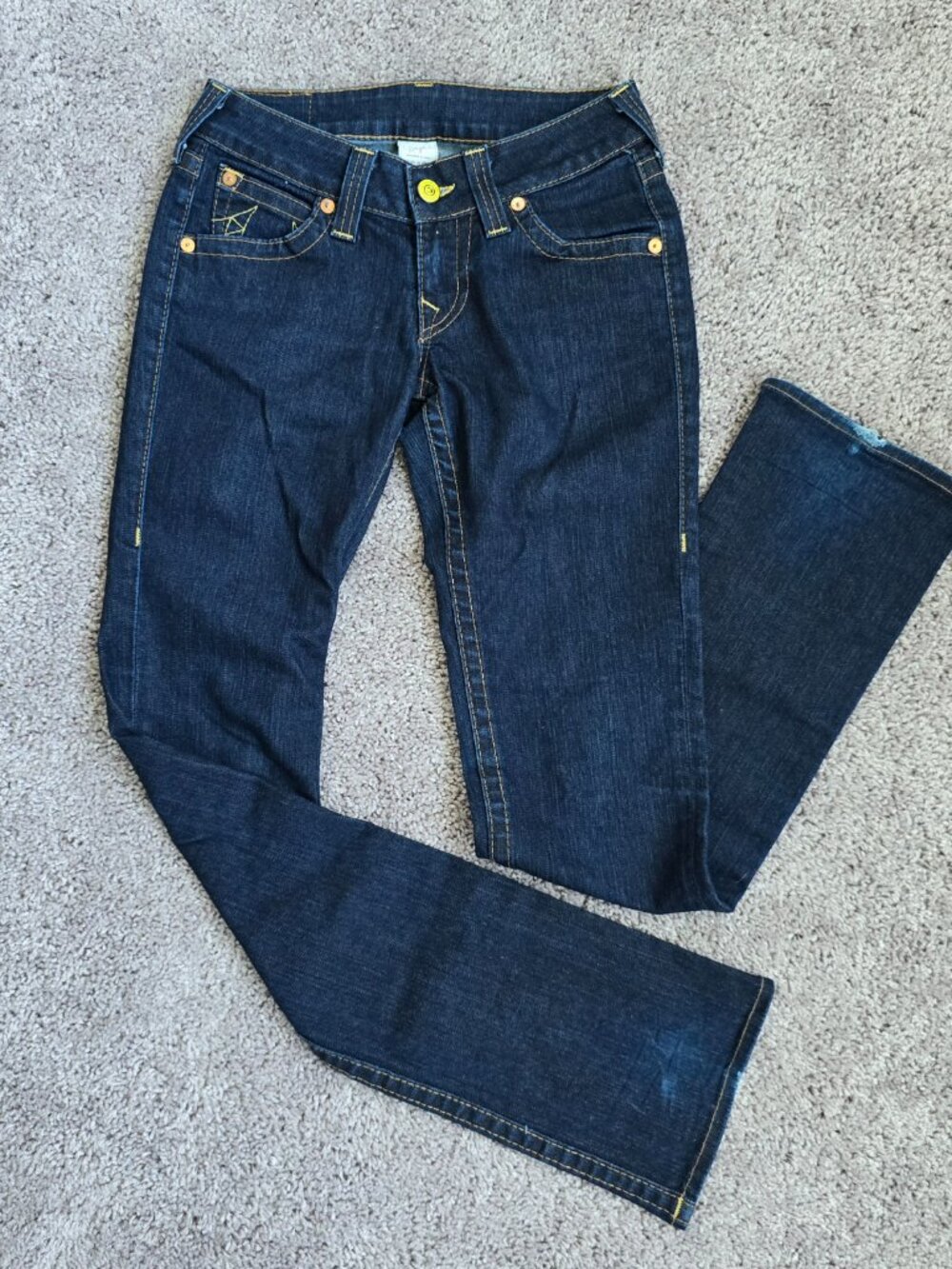True Religion Johnny Stretch Straight Leg Jeans Dark Wash Gold Stitching Womens